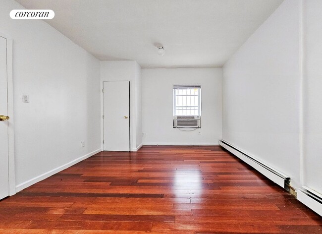 Foto del edificio - 543 Nostrand Ave.