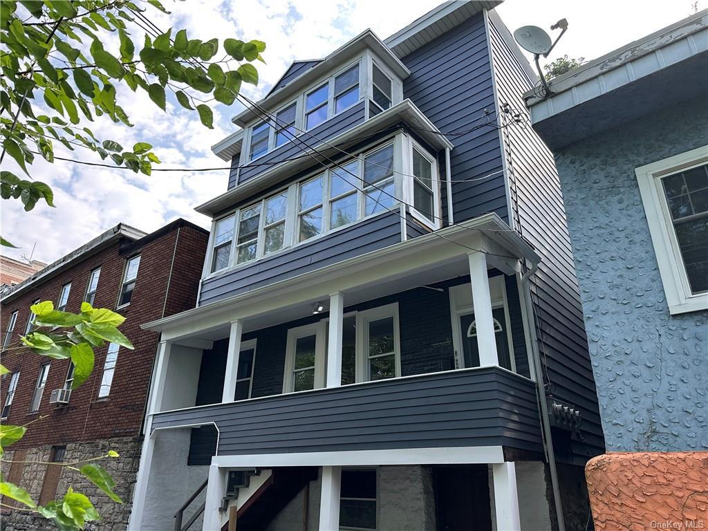 Primary Photo - 81 Southside Ave
