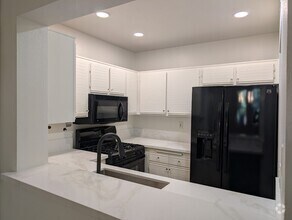 Building Photo - 24153 Del Monte Dr.