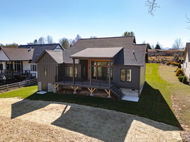 Foto del edificio - 32 Copper Mill Ct