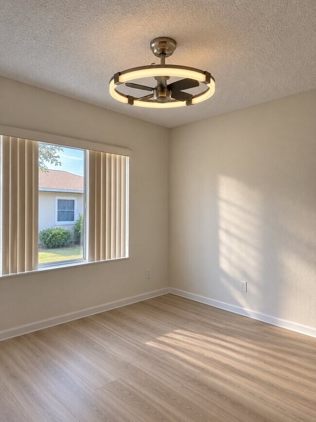 Building Photo - 610 Tuten Trail