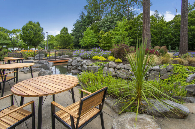 Building Photo - GenCare Lifestyle Federal Way (Age 60+)