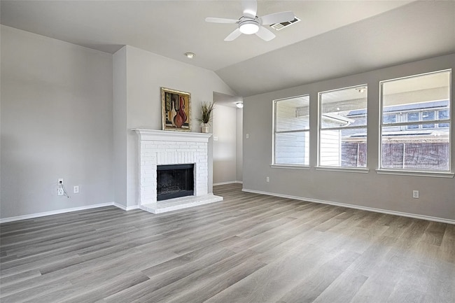 Building Photo - 3721 Mountain Ranch Rd