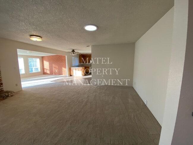 Foto del edificio - No Deposit