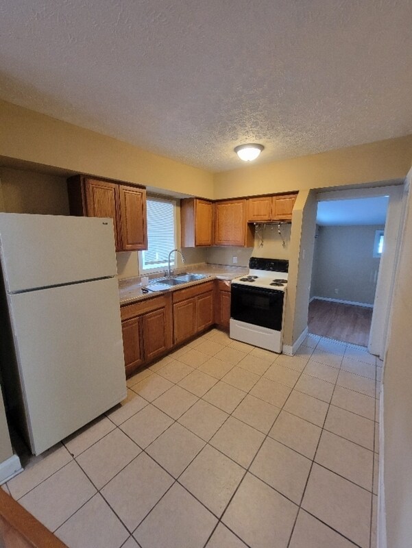 Foto del edificio - 4324 Winthrop Ave