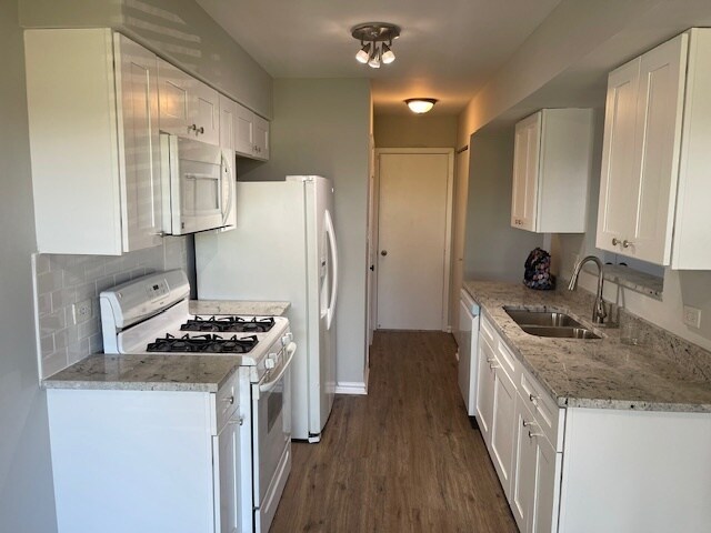 Foto del edificio - 933 Monroe Ct