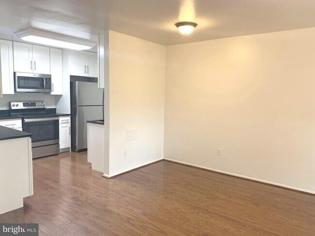 Foto del edificio - 2216 Notely Ln