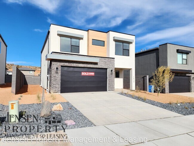 Building Photo - 4 br, 2.5 bath House - 1530 Wagon Box Way