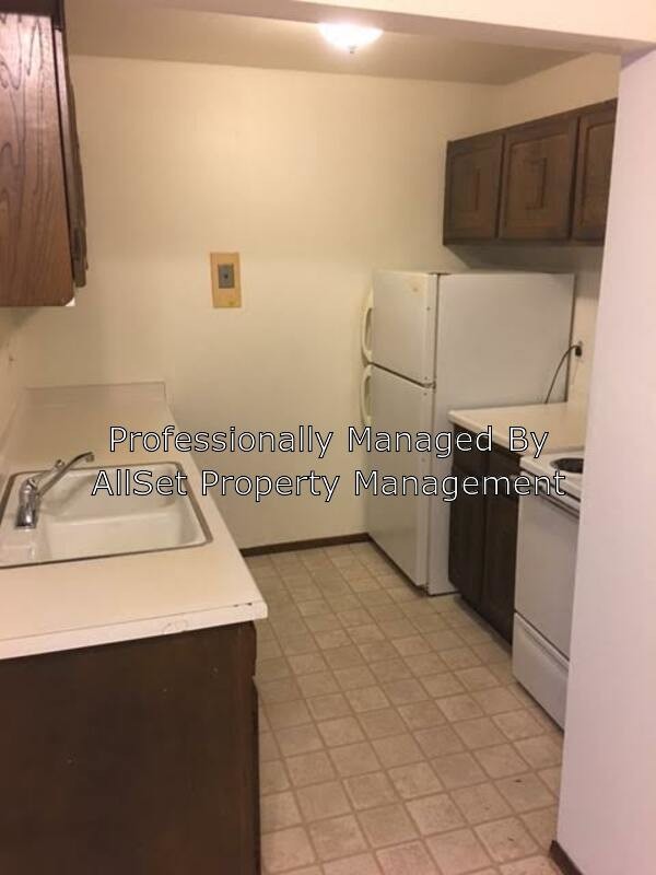 Foto del edificio - 9705 W Hampton Ave