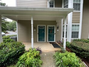 Building Photo - 1652 Northridge Dr