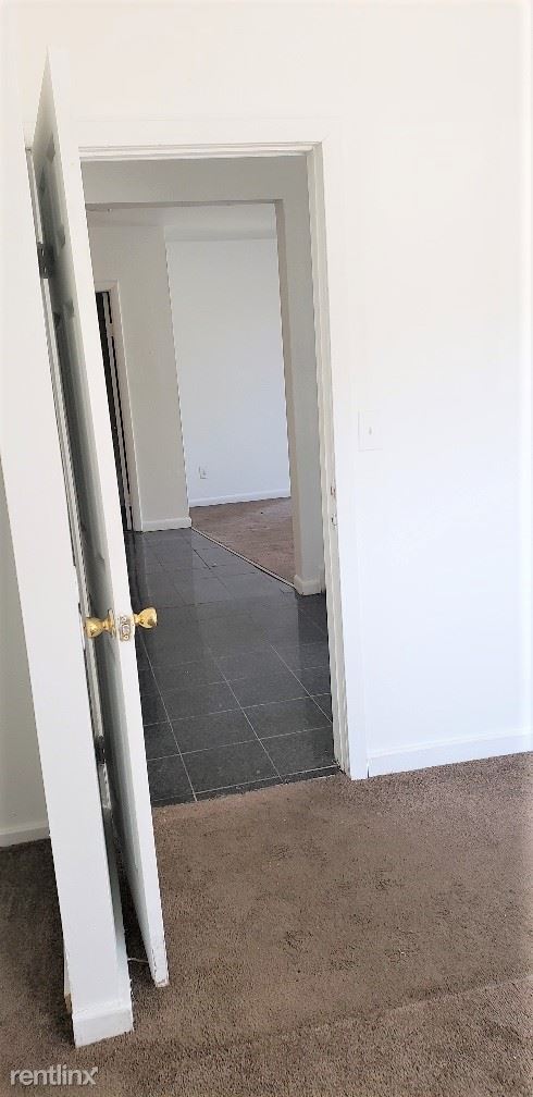 Foto del edificio - 2 br, 1 bath Apartment - 417 Pearl St