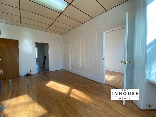 Foto del edificio - 451 63rd St