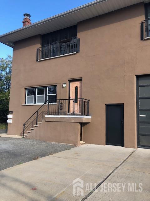 Primary Photo - 100 Albert Ave