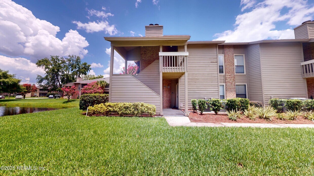 Foto principal - 10200 Belle Rive Blvd