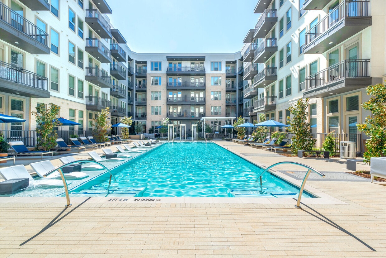 Burnett Lofts - Burnett Lofts