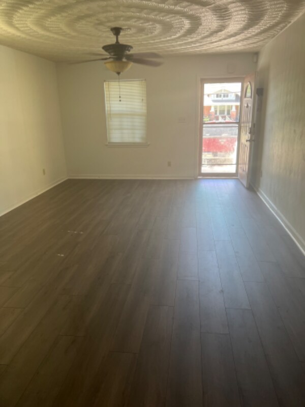 Foto del edificio - 1407 Elm Ave