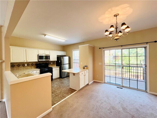 Building Photo - 2081 Merrimont Way