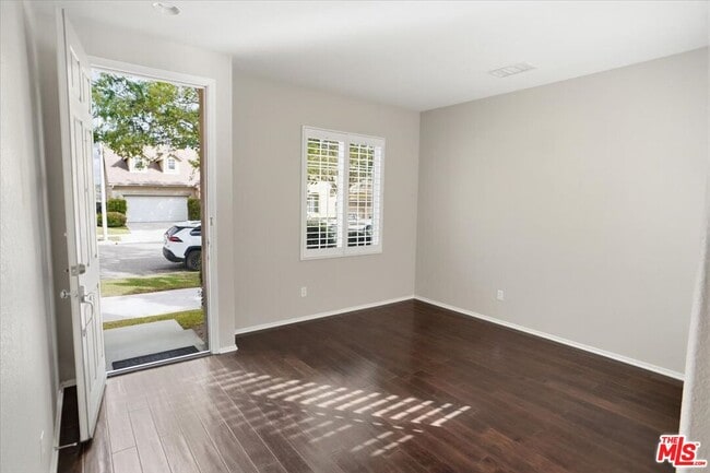 Foto del edificio - 27866 Alta Vista Ave