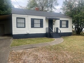 Building Photo - 319 Arnold Blvd