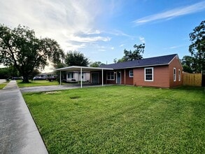 Building Photo - 1111 Belshire Rd