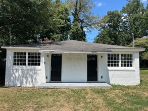 Building Photo - 1321 Drewery Ave