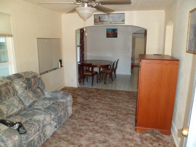 Foto del edificio - 1135 Grant St