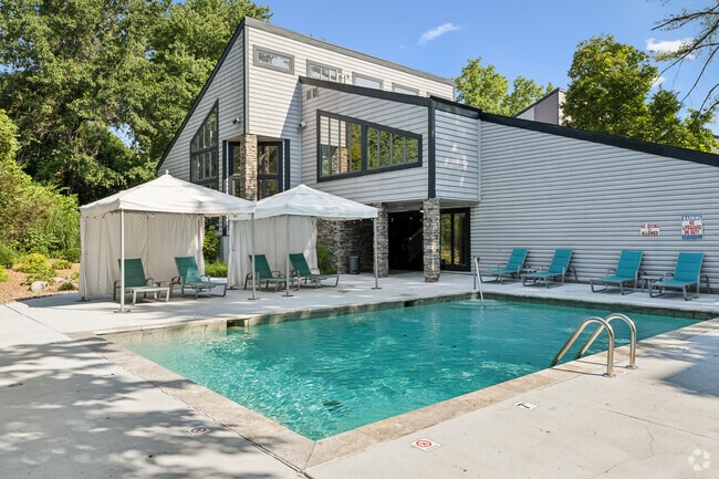 Pool - Millennium at Creve Coeur