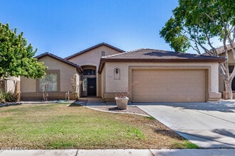 Building Photo - 6769 W Monona Dr