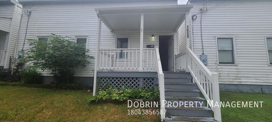 Photo - 1809 Moore St-