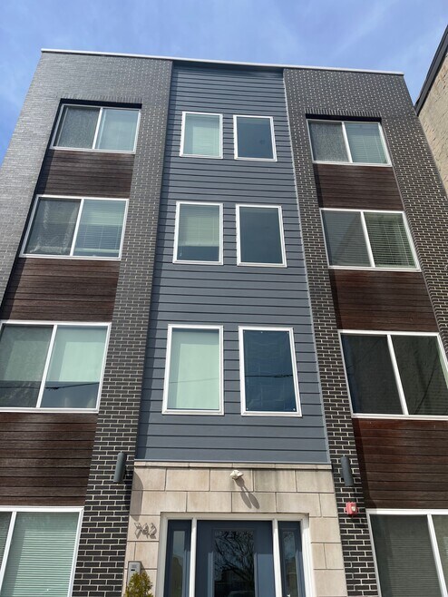 Building Photo - 742 N 19th St