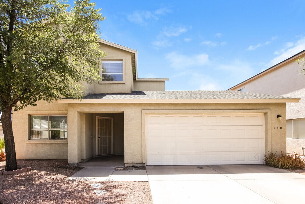 Foto principal - 7210 S 8th Pl