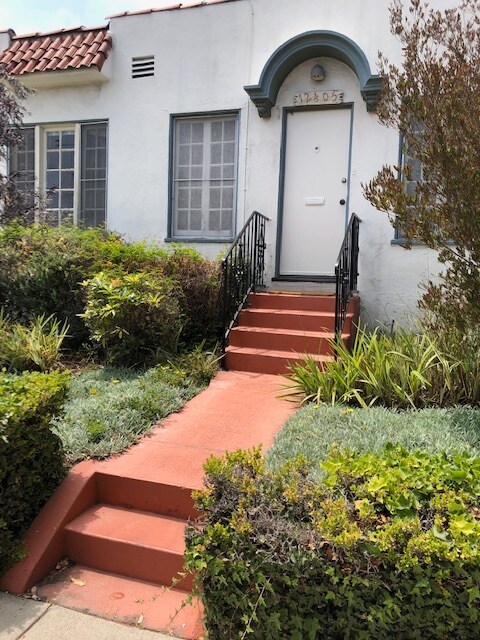 12405 Front door - 12405 Ohio Ave