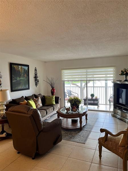 Foto del edificio - 12950 SW 13th St