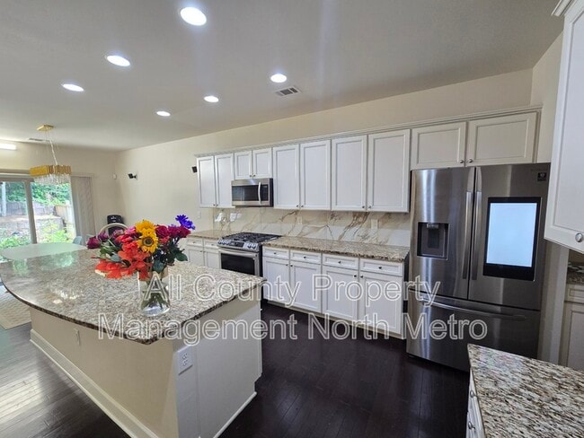 Building Photo - 1160 Sterling Brooke Dr