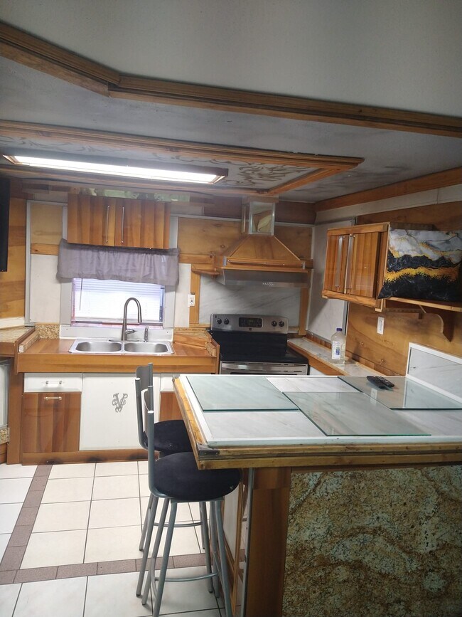 Foto del edificio - 2127 Funston St