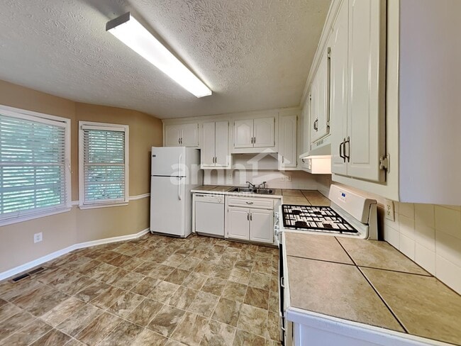 Foto del edificio - 215 Bennett Farms Trail