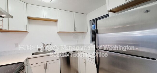 Foto del edificio - 4002 S 158th St