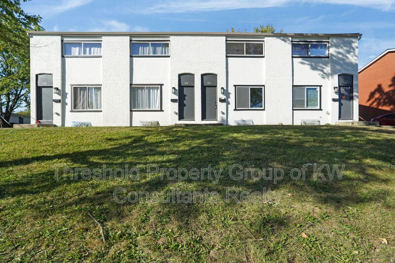 Primary Photo - 3672-3678 Arnelle Road - 3676