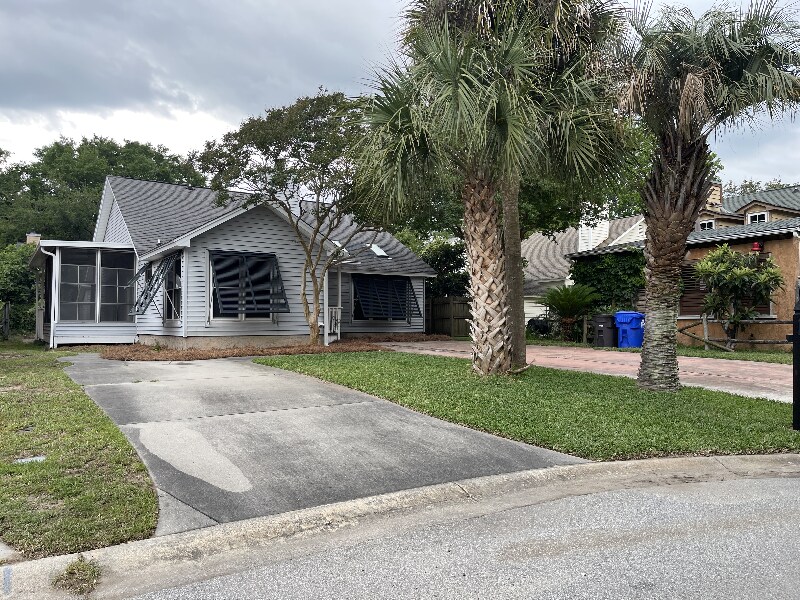 Primary Photo - 1513 Privateer Dr