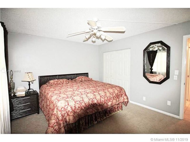 Building Photo - 2303 Lucaya Ln