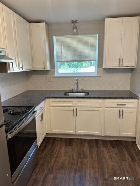 Building Photo - 72 Folly Brook Blvd