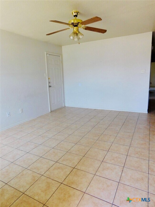 Foto del edificio - 2803 Alma Dr