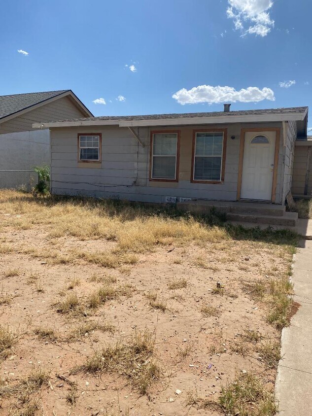 Foto principal - 704 S Clay St