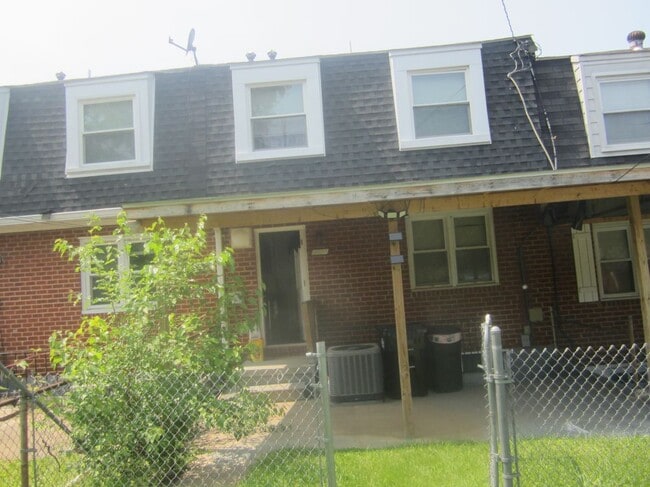 Building Photo - 5621 Leiden Rd