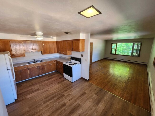 Building Photo - 4333 Britta Dr