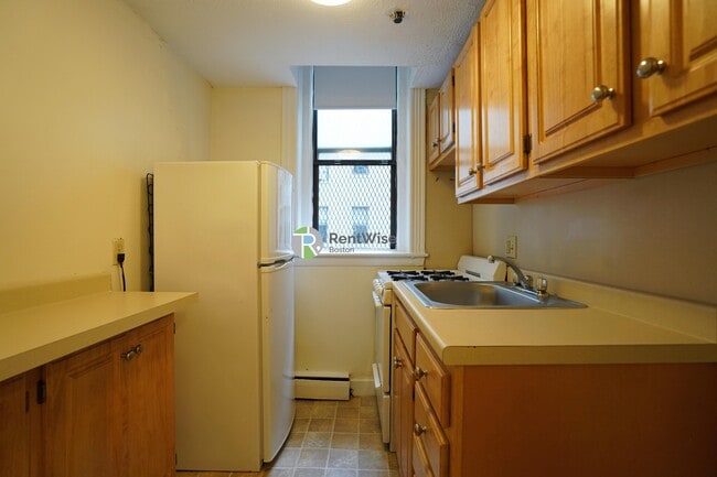 Foto del edificio - 1160 Commonwealth Ave