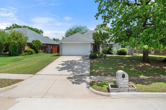 Foto del edificio - 2906 Yukon Dr