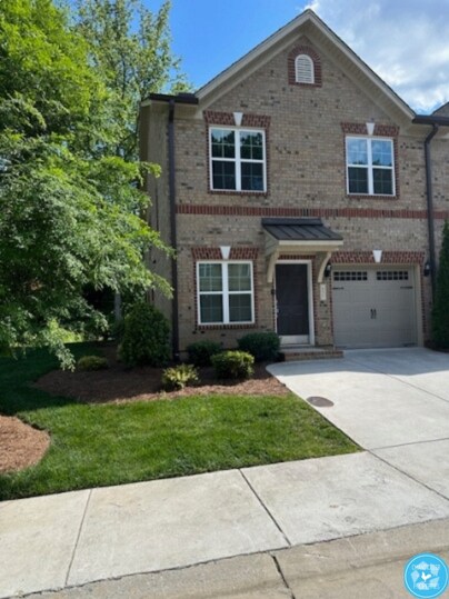 Building Photo - 851 Silver Leaf Dr