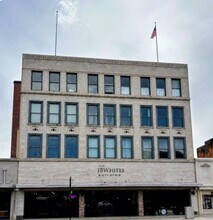 Building Photo - 936 Broad St
