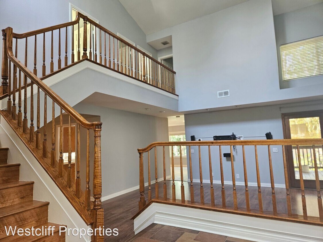 Primary Photo - 4 br, 2.5 bath House - 24802 Forest Knoll Ln